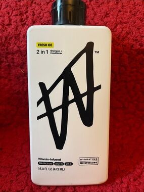 fresh 2-in-1 Shampoo + Conditioner (White)